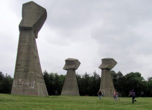 IZLOŽBA NIŠKIH UMETNIKA U PARIZU